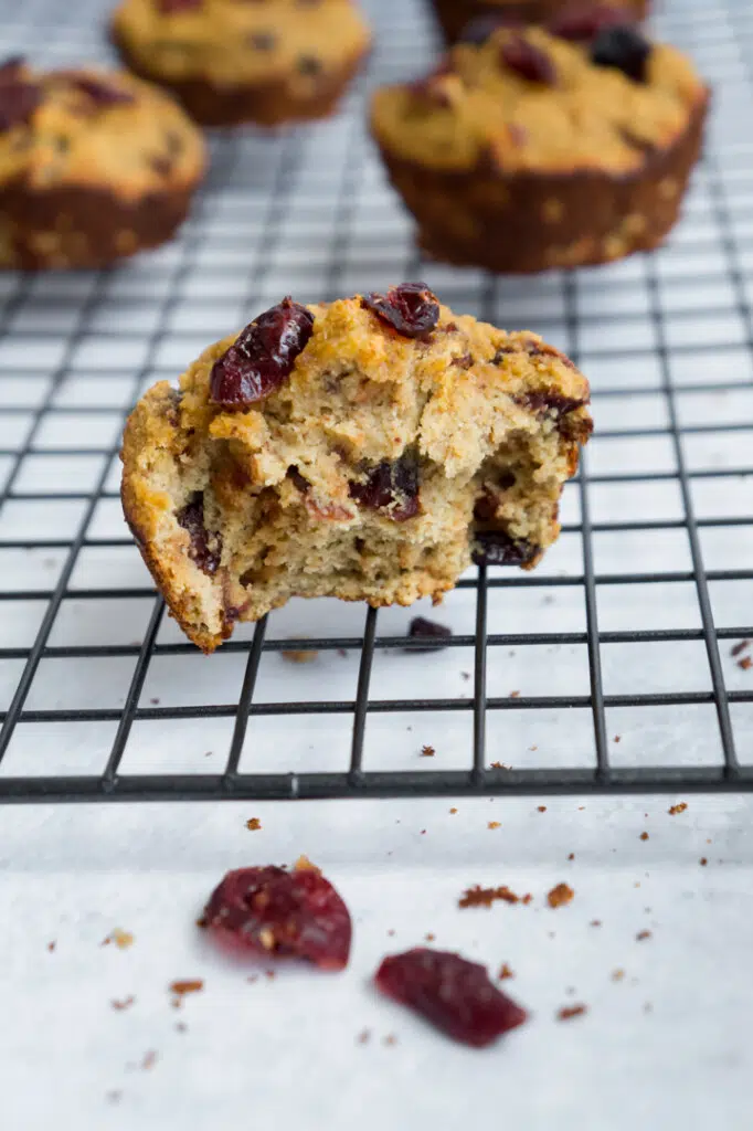 the paleo muffins with cranberries 