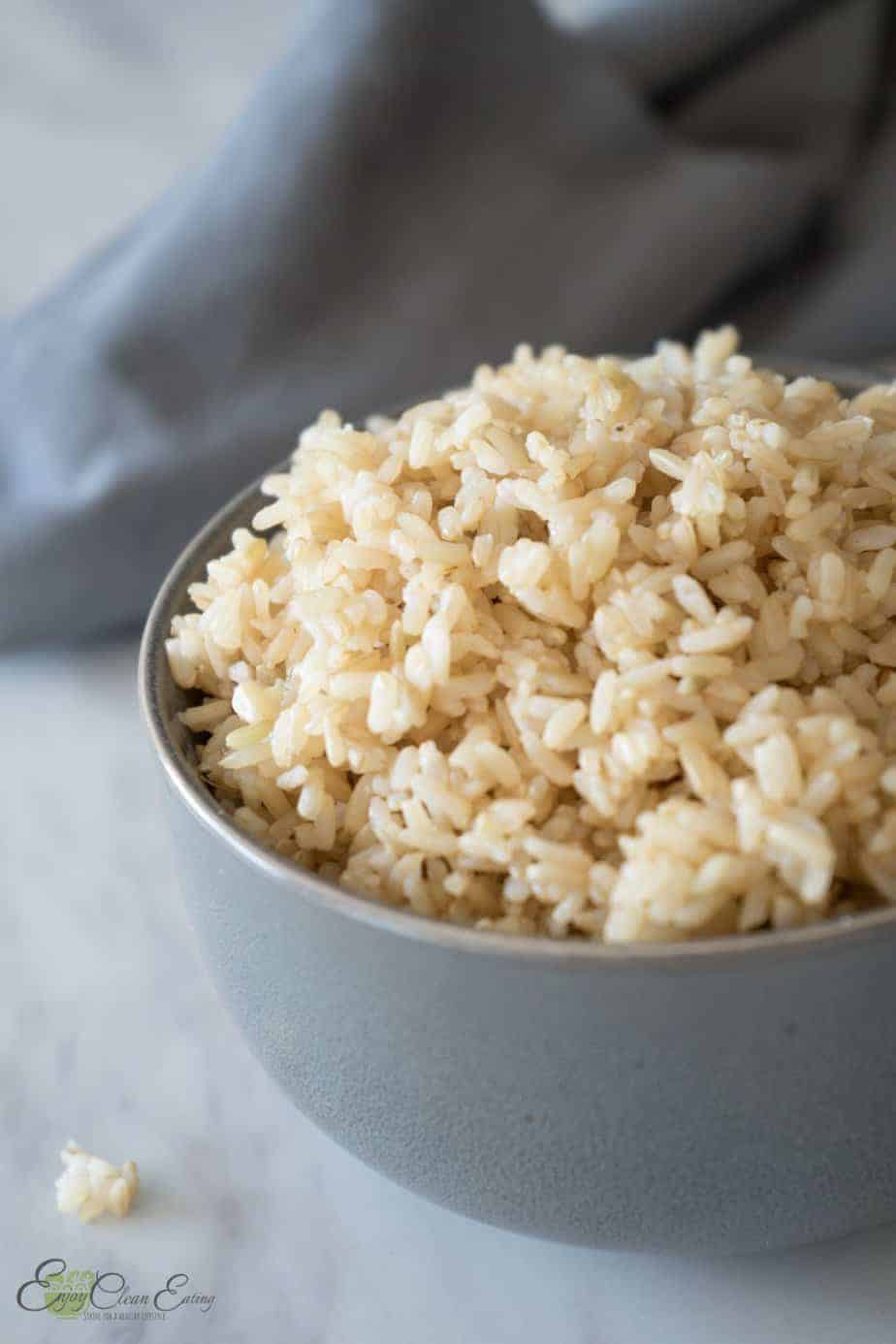 perfectly cooked instant pot brown rice in a bowl