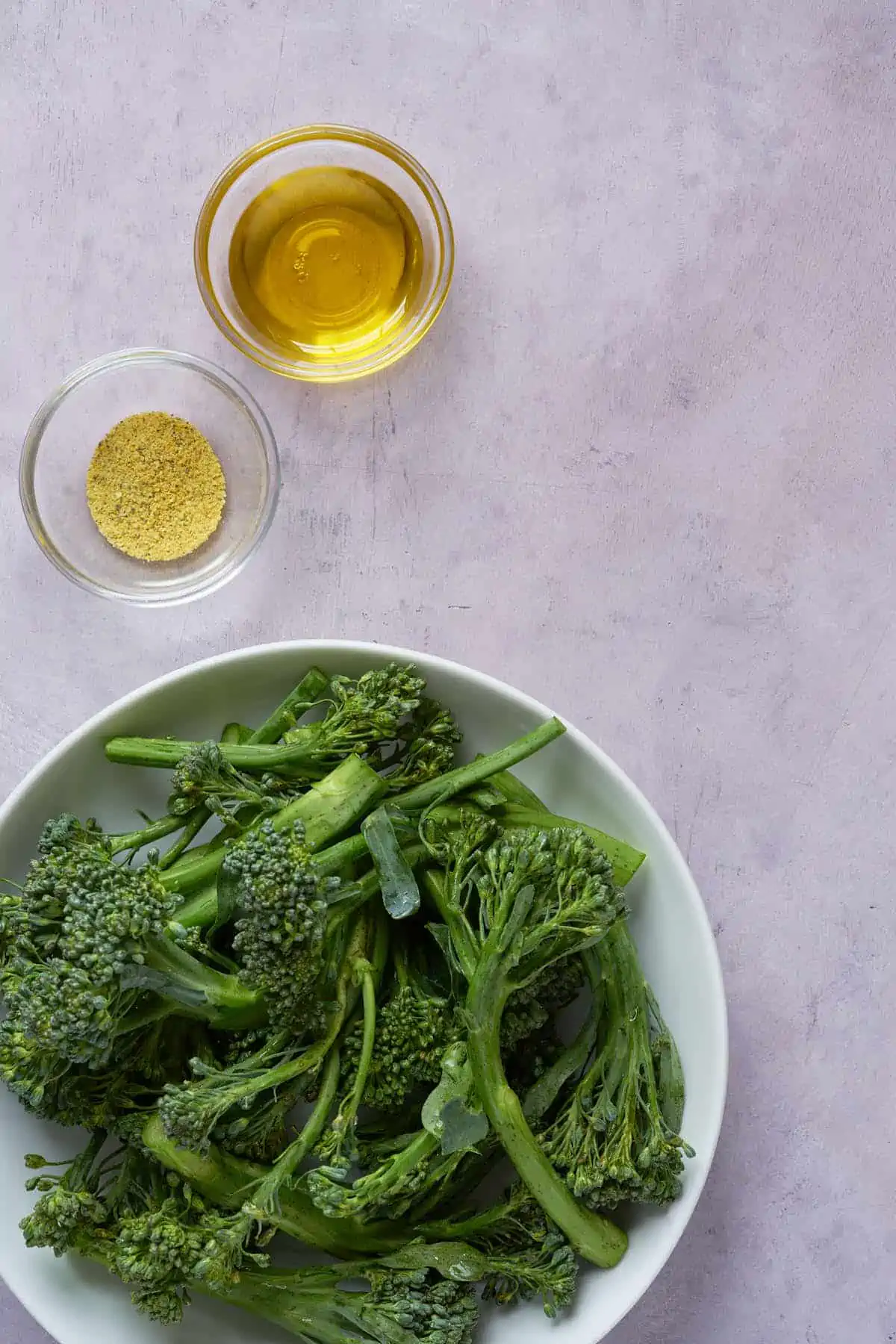Ingredients to make roasted broccolini.