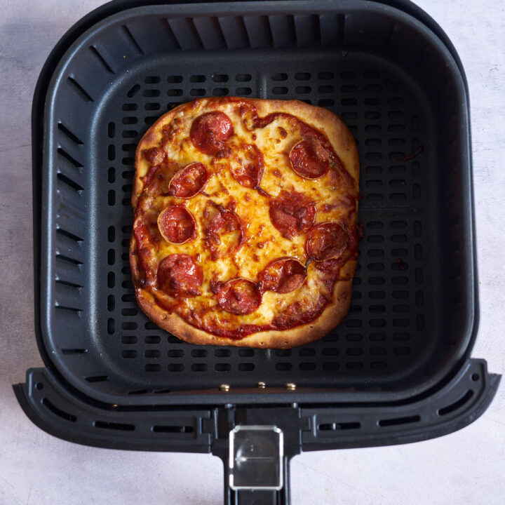 Air Fryer Flatbread Pizza Recipe